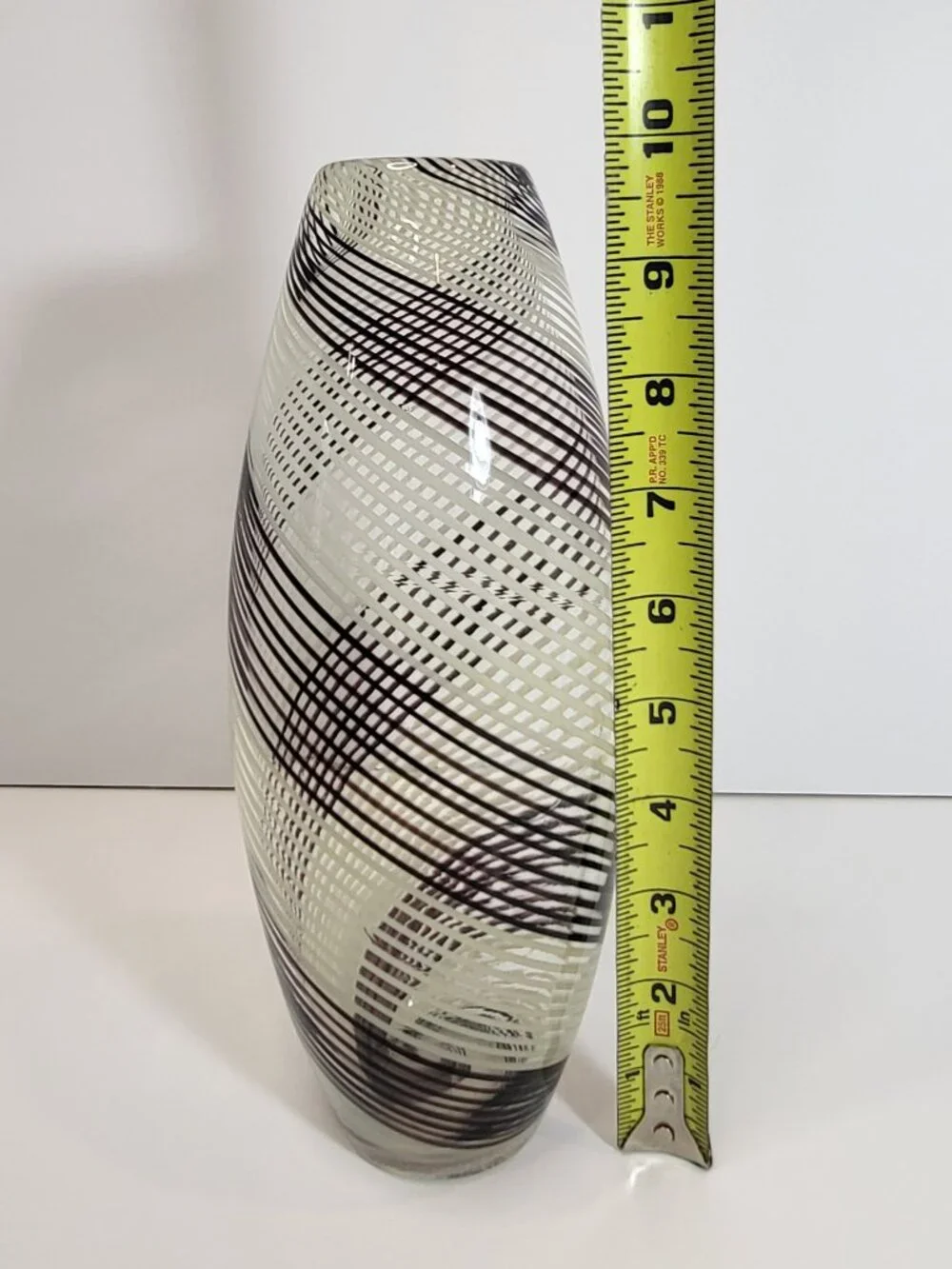 Mid-century modern, glassworks, art glass, vase, Swedish glassworks. Kosta Boda‎